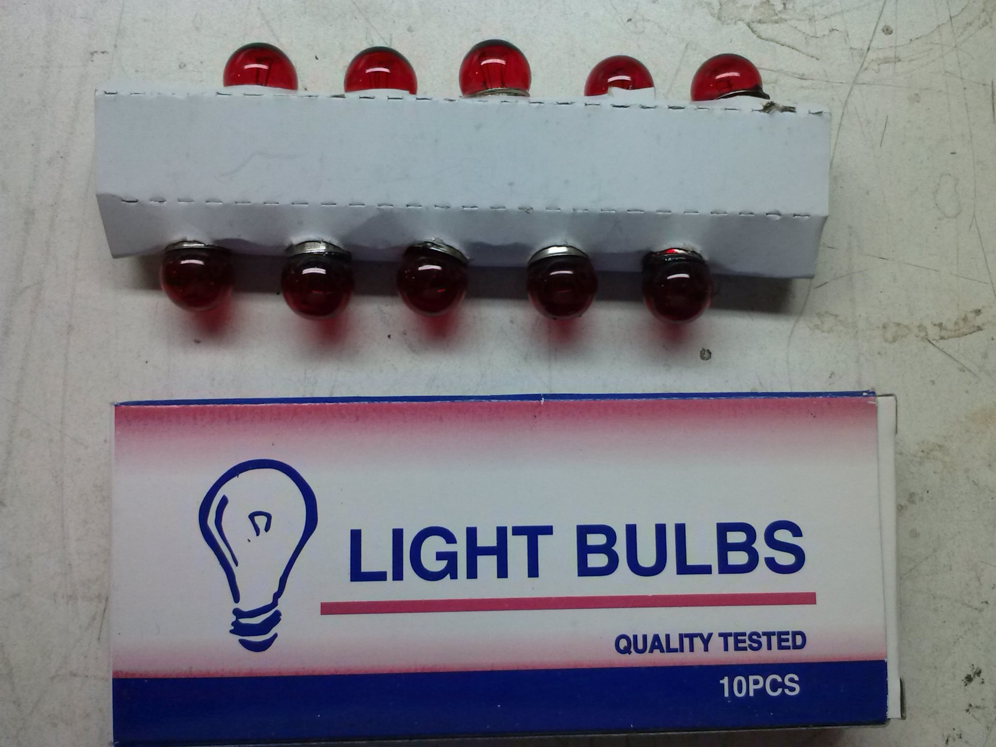 Echols G 3 1/2 Miniature Bayonet BA9S  28v 0.17 Amp Red Bulb Box of 100