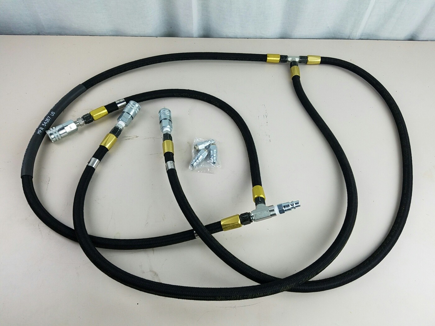 AeroQuip Low Pressure Hose Assembly & Parker Fittings