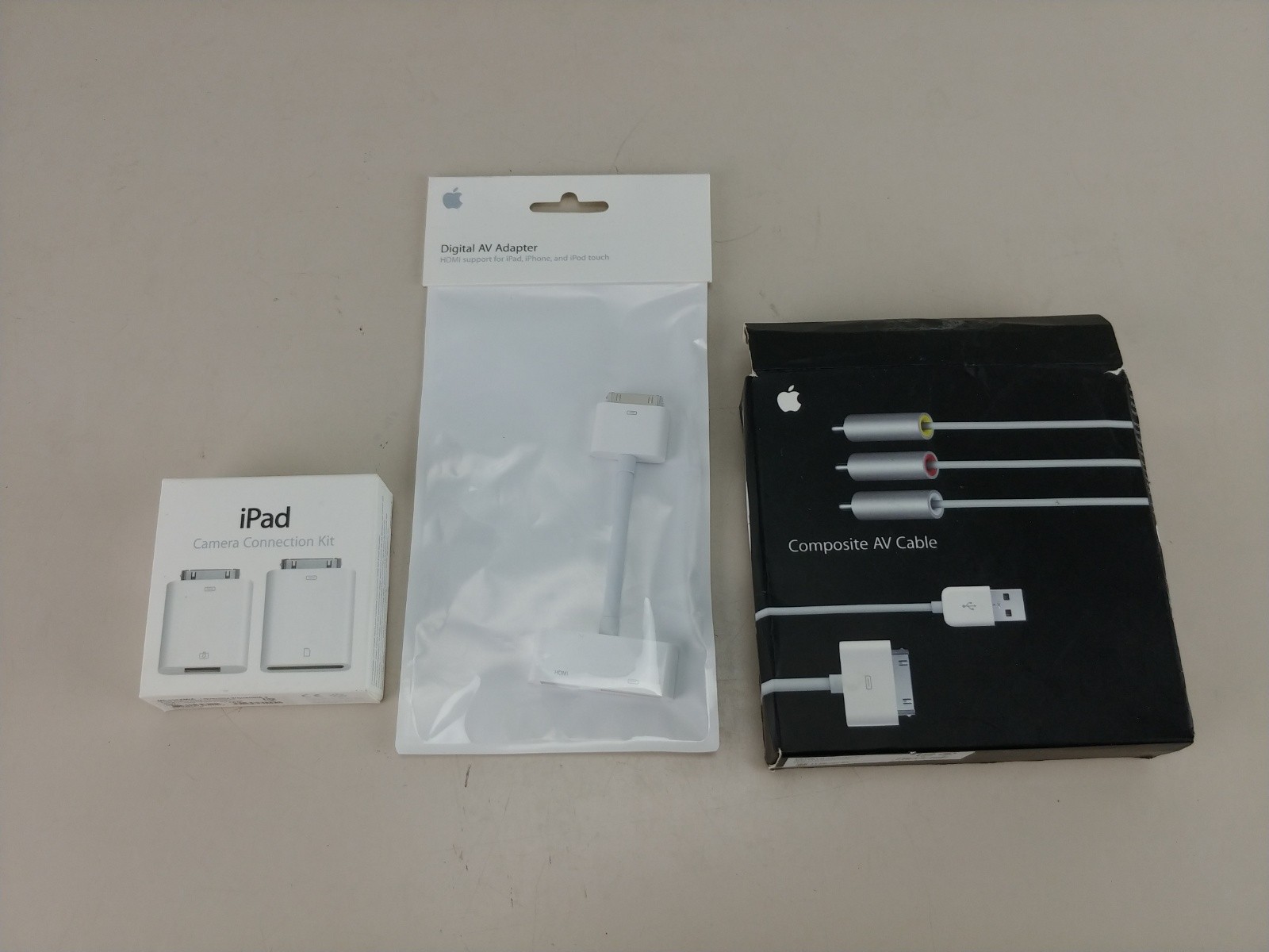 Apple iPad iPhone AV Accessory Lot 