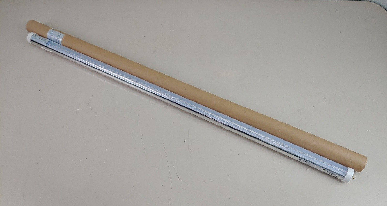 Case of 24 T8 3FT LED Tube Light Bulbs 12W G13 Bi-Pin Dual-end Power 3000K