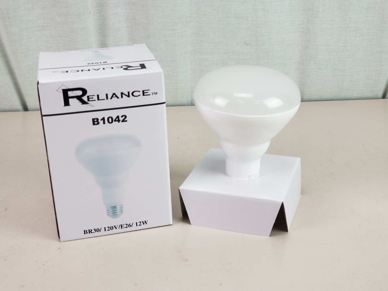 Case of 50 BR30 LED Flood Light 12W 2700K Dimmable E26 Damp Location 