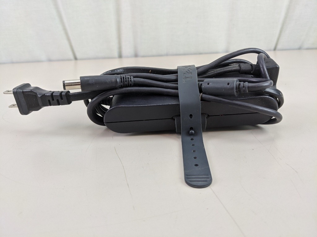 Genuine Dell CN-OCF745 AC Adapter DA65NS0-00