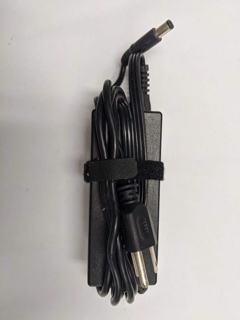 Genuine Dell CN-0YY20N AC Adapter FA90PM111