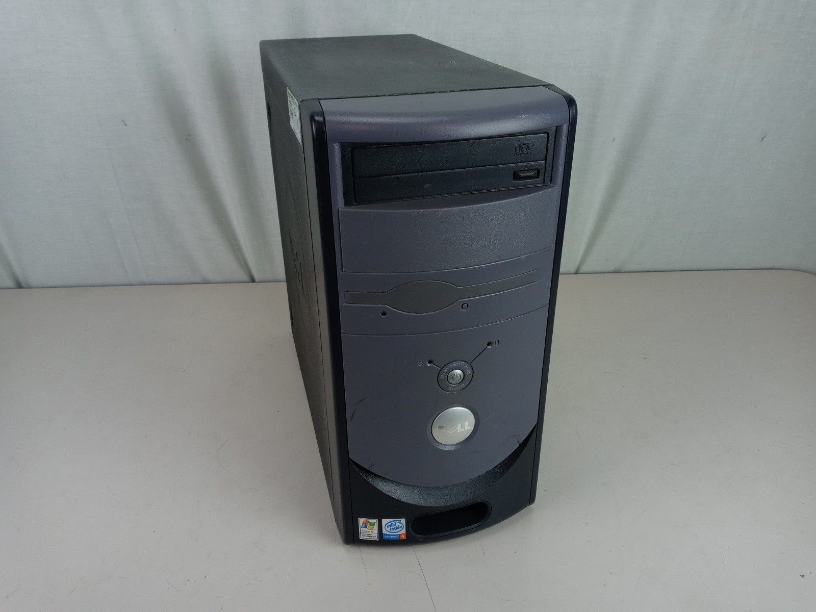 Dell Dimension 3000 Pentium 4 2.8GHz, 512Mb, 80Gb, No OS