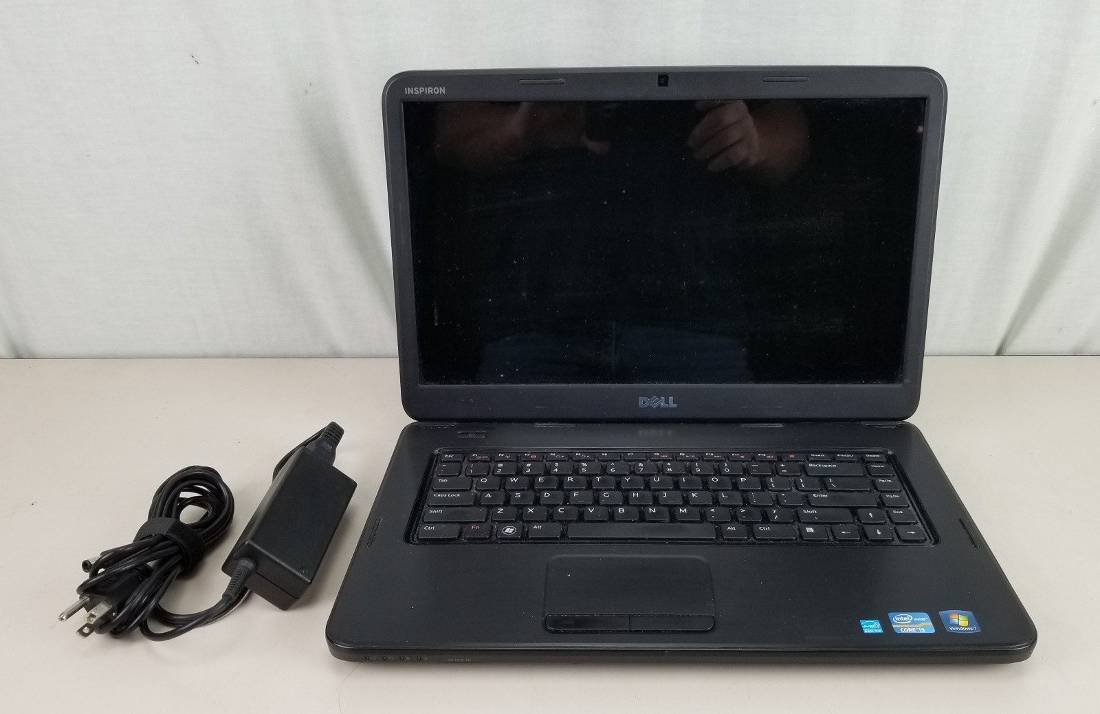 Dell Inspiron N5050 i3 Laptop 2.3 GHz 6 GB 500 GB DVD-RW Windows 10