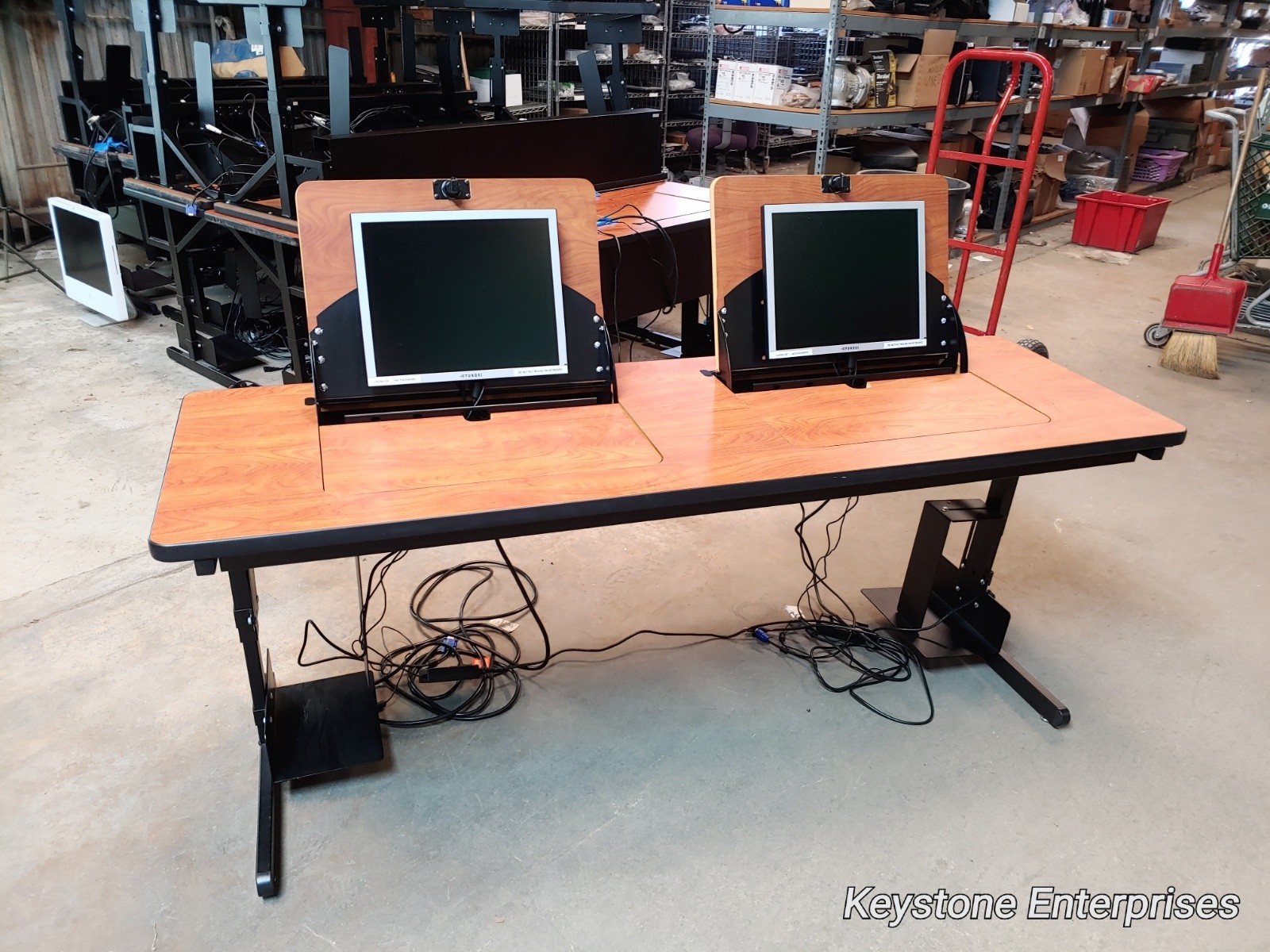 Bretford Basic Connections SmartDeck Double Work Center