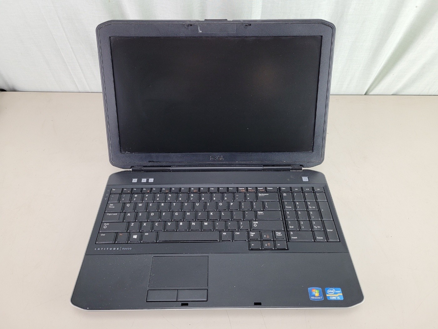 Dell Latitude E5530 i5-3380M 4GB For Parts