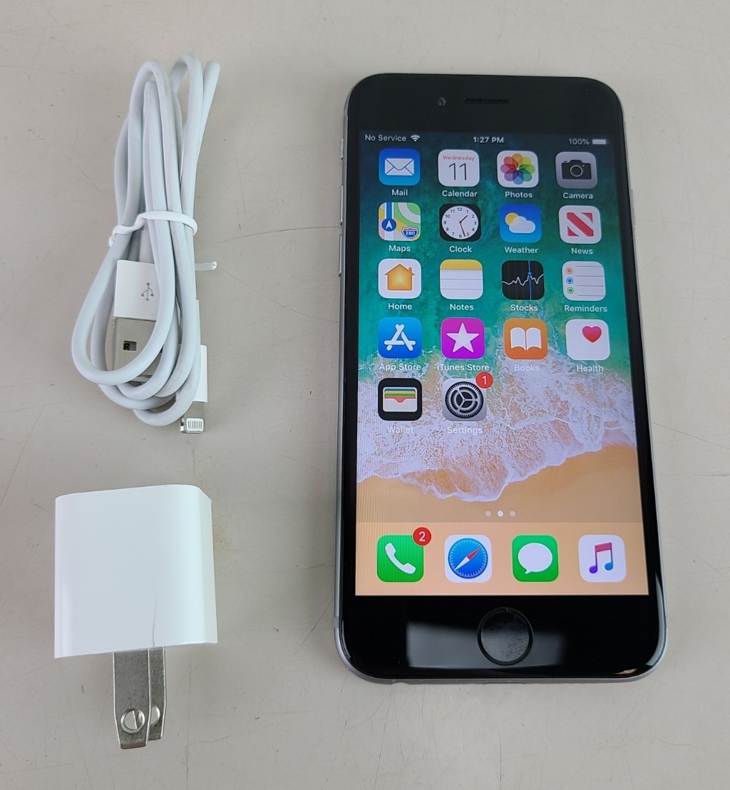 Apple iPhone 6 AT&T (MG4N2LL/A) 16GB Space Gray