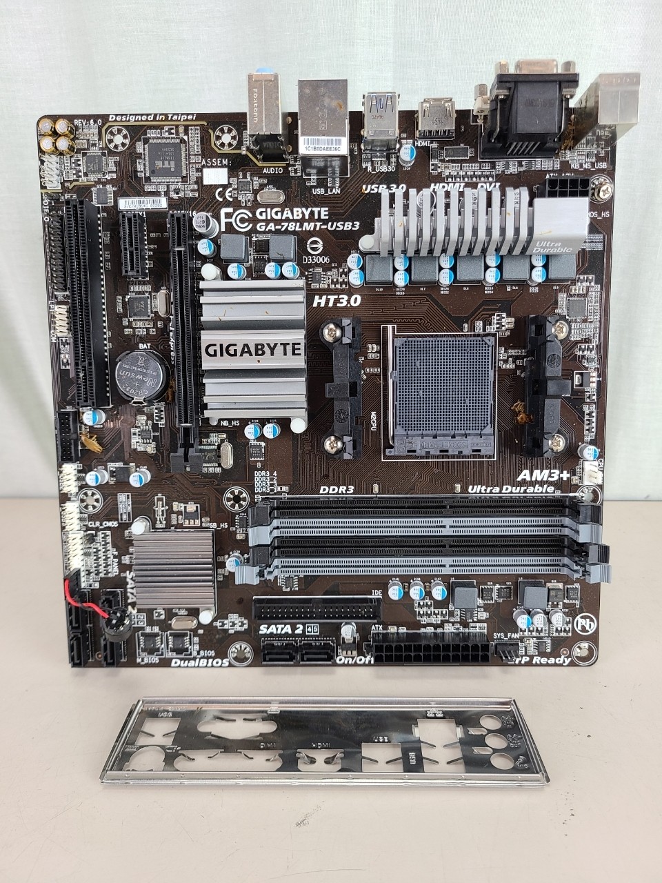 Gigabyte GA-78LMT-USB3 AMD Motherboard AM3+ Tested Pull