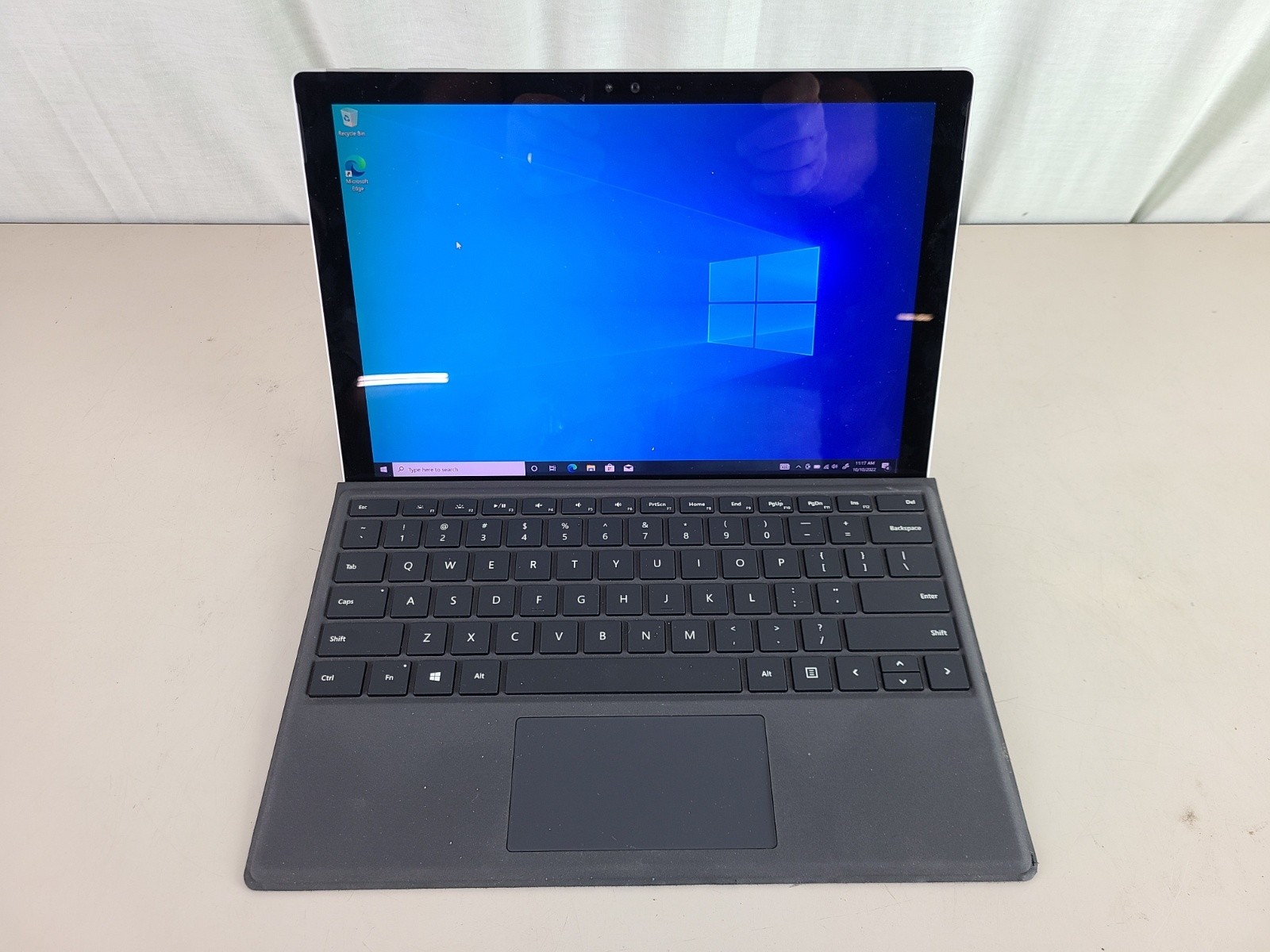 Microsoft Surface Pro 4 i7-6650U 16GB RAM  512GB SSD BAD Touch