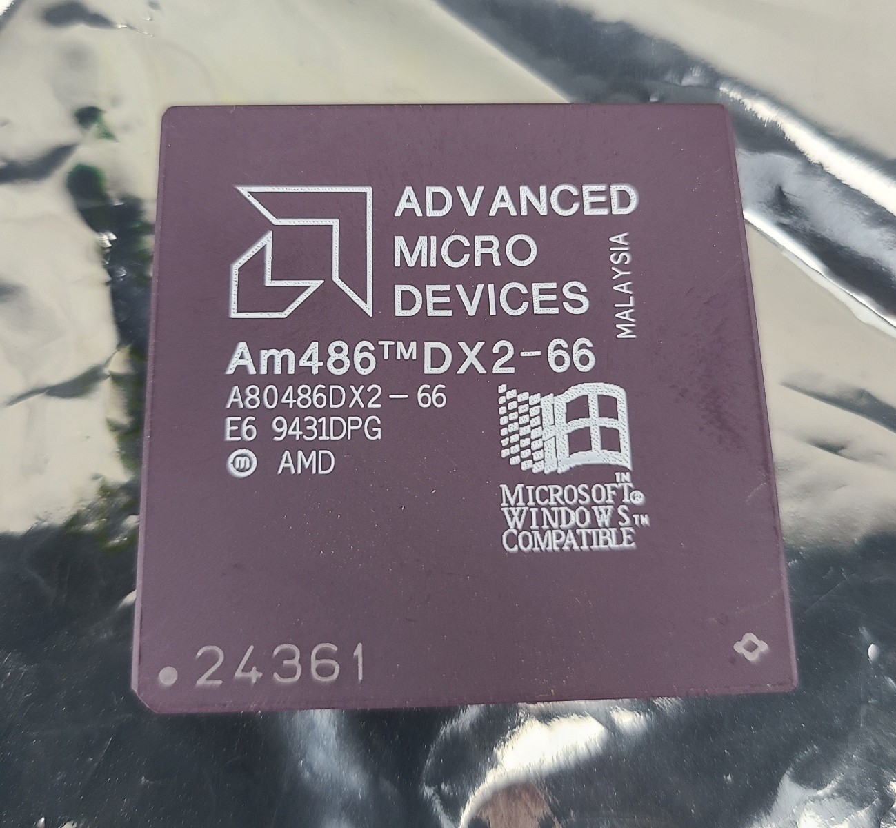 AMD 486 DX2 66 MHz CPU A80486DX2-66 Rare Vintage Processor