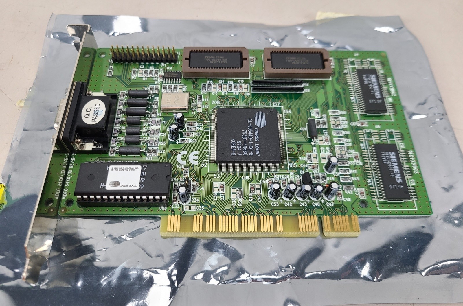 Cirrus Logic PCI Video Card 15 Pin Joytech 54X6/3X REV B-2