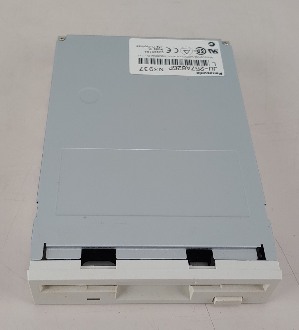 PANASONIC JU-256A826P 1.44MB FLOPPY DISK DRIVE WITH FACE PLATE BEIGE DS-TBL
