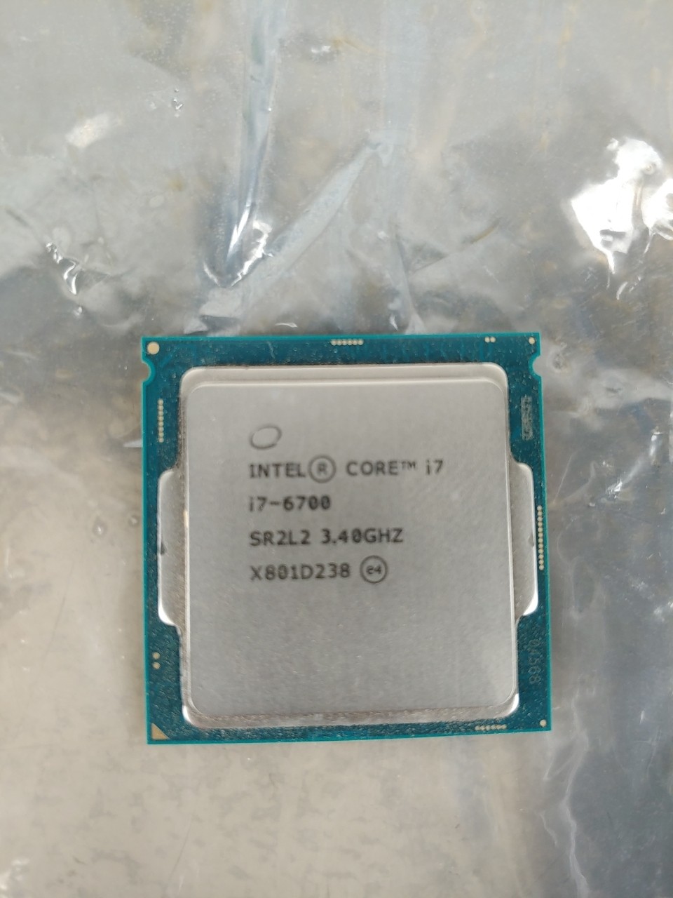 Intel Core i7-6700 Processor (3.40 GHz, 4 Cores, LGA 1151) - SR2L2