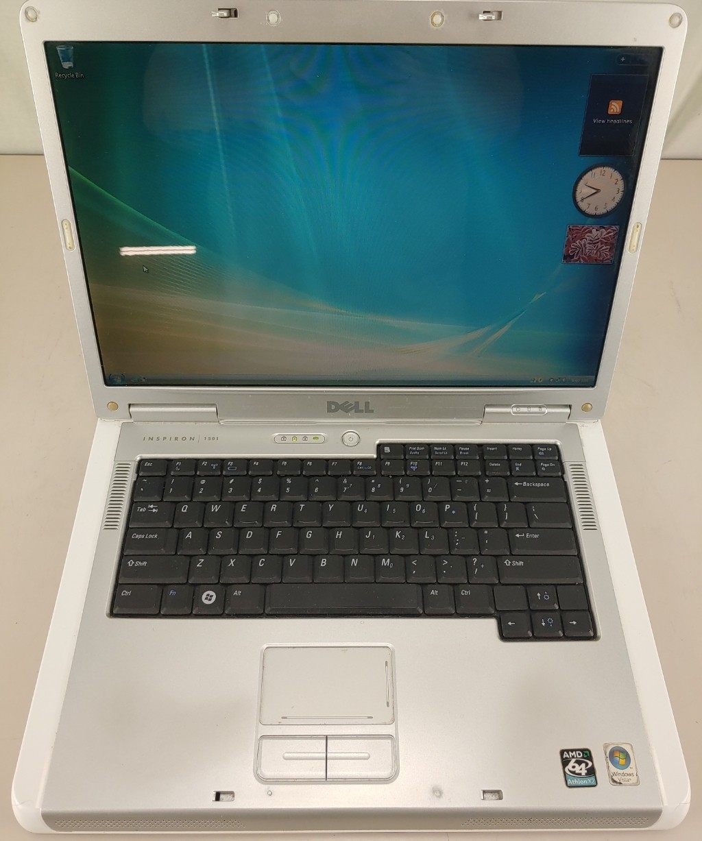 Dell Inspiron E1501 Laptop AMD 64 X 2 Dual Core Processor TK-55 1.80Ghz 2GB160GB