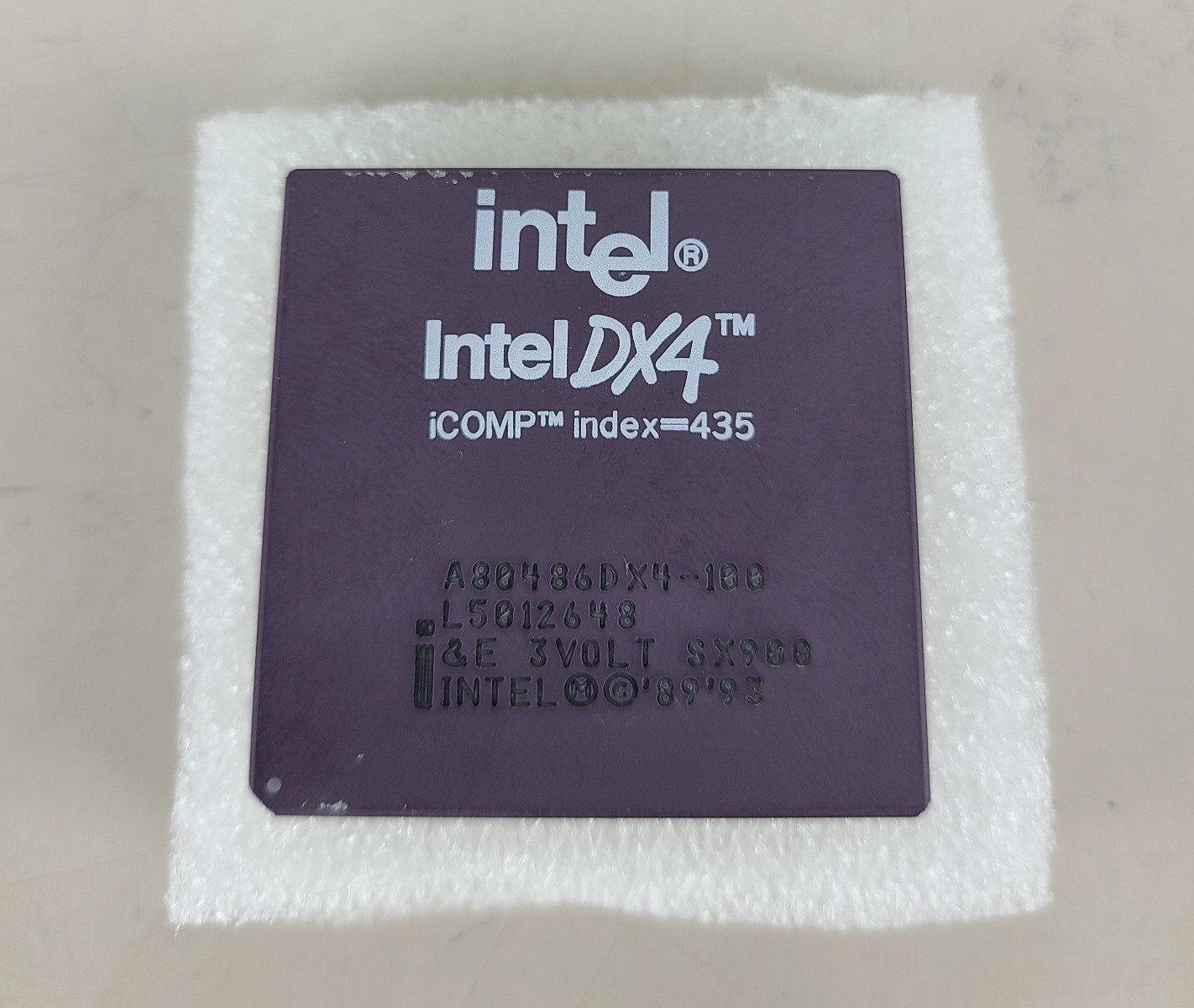 Intel DX4 index=435 A80486DX4-100 SX900