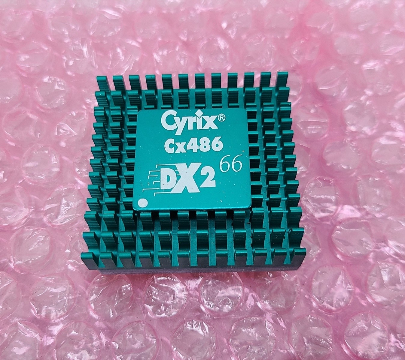 Vintage Cyrix Cx486DX2-66 CPU Processor 1993