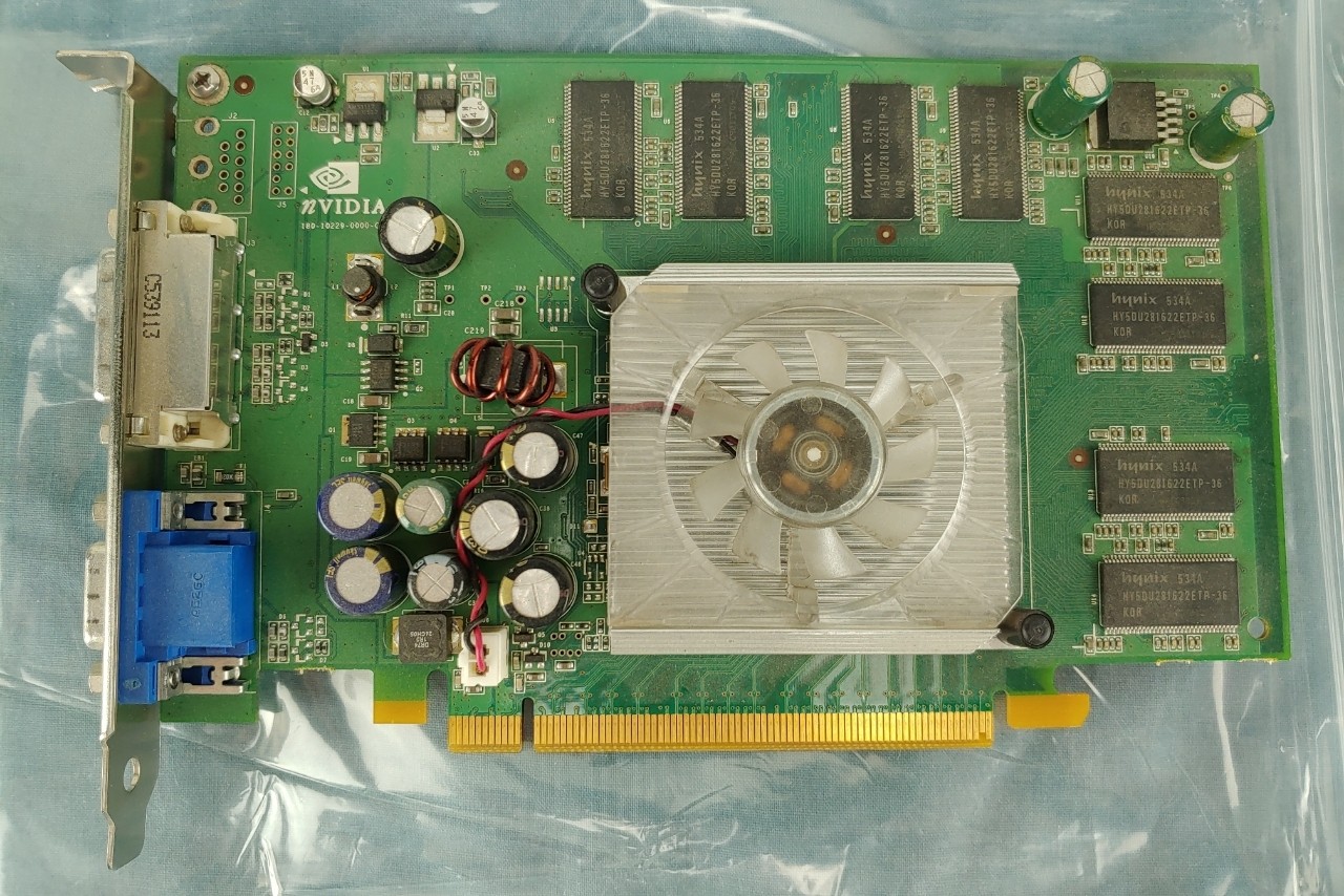 NVIDIA Quadro FX 540 180-10229-0000-B02 128MB DDR Dual Link Video Card