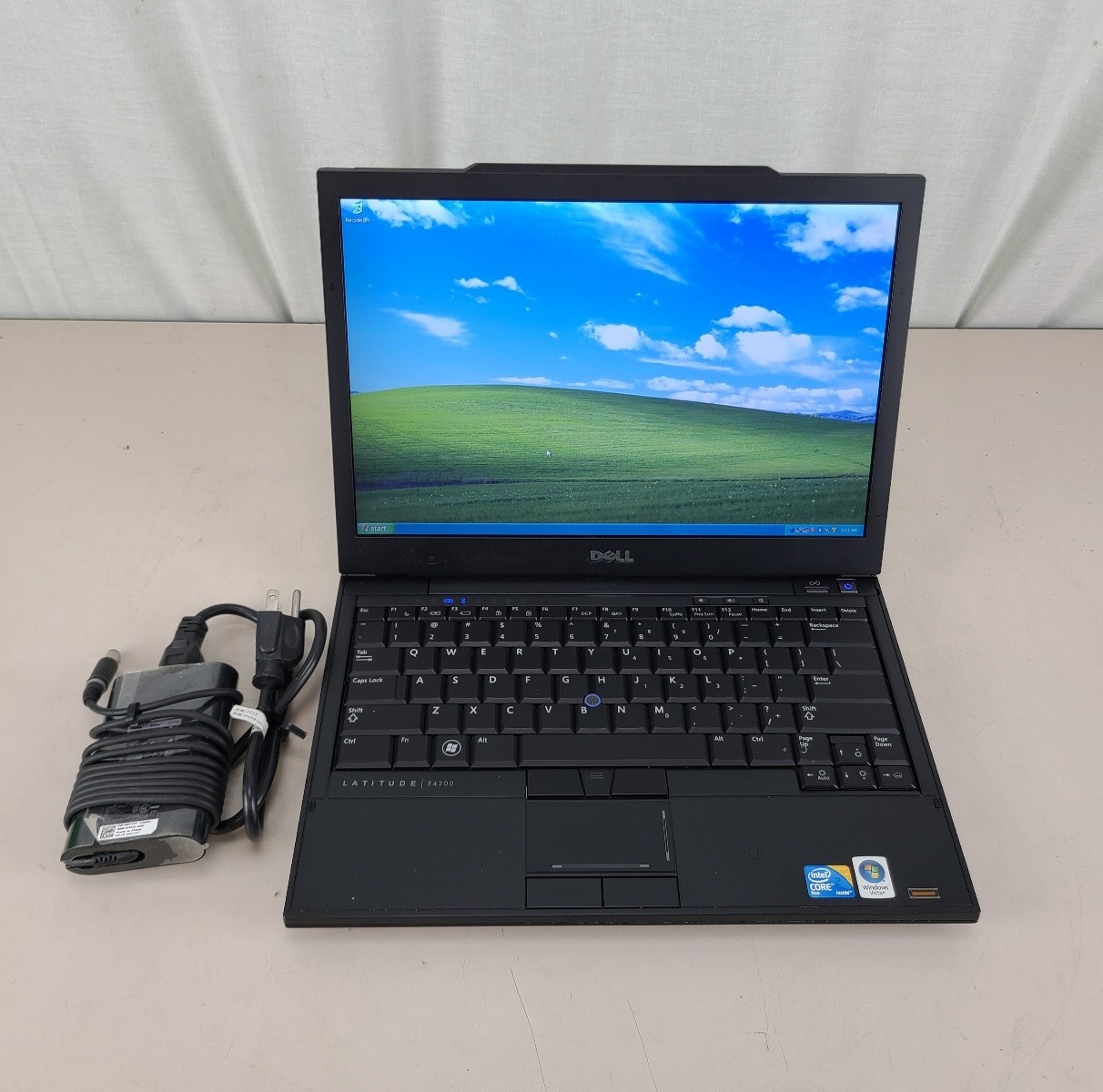 Dell Latitude E4300 C2D 2.4GHz 4gb 160Gb HDD Windows XP Pro