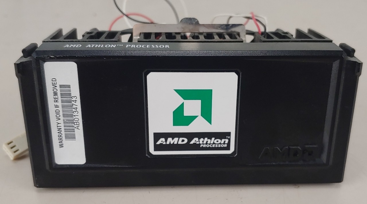 Vintage AMD Athlon AMD-K7600MTR51B 600MHz Slot A Desktop Processor CPU w/ Fans