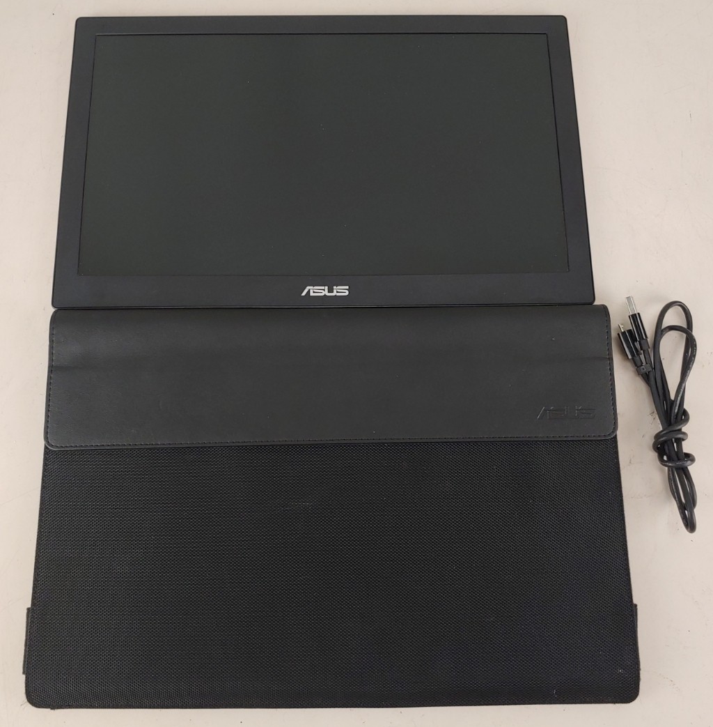 ASUS MB168B 15.6 Inch 1366x768 USB Portable Monitor w/ USB + Ultra-Slim Case
