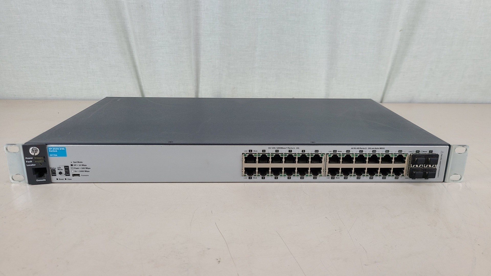 USED HP-2530-24G Switch - 24 Port Managed Gigabit Switch J9776A