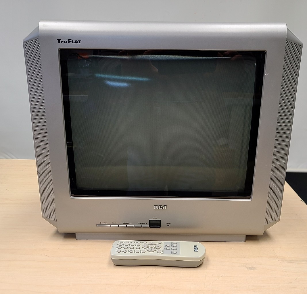 RCA Truflat CRT TV 14F512T 14" Screen Television Retro Gaming Tested