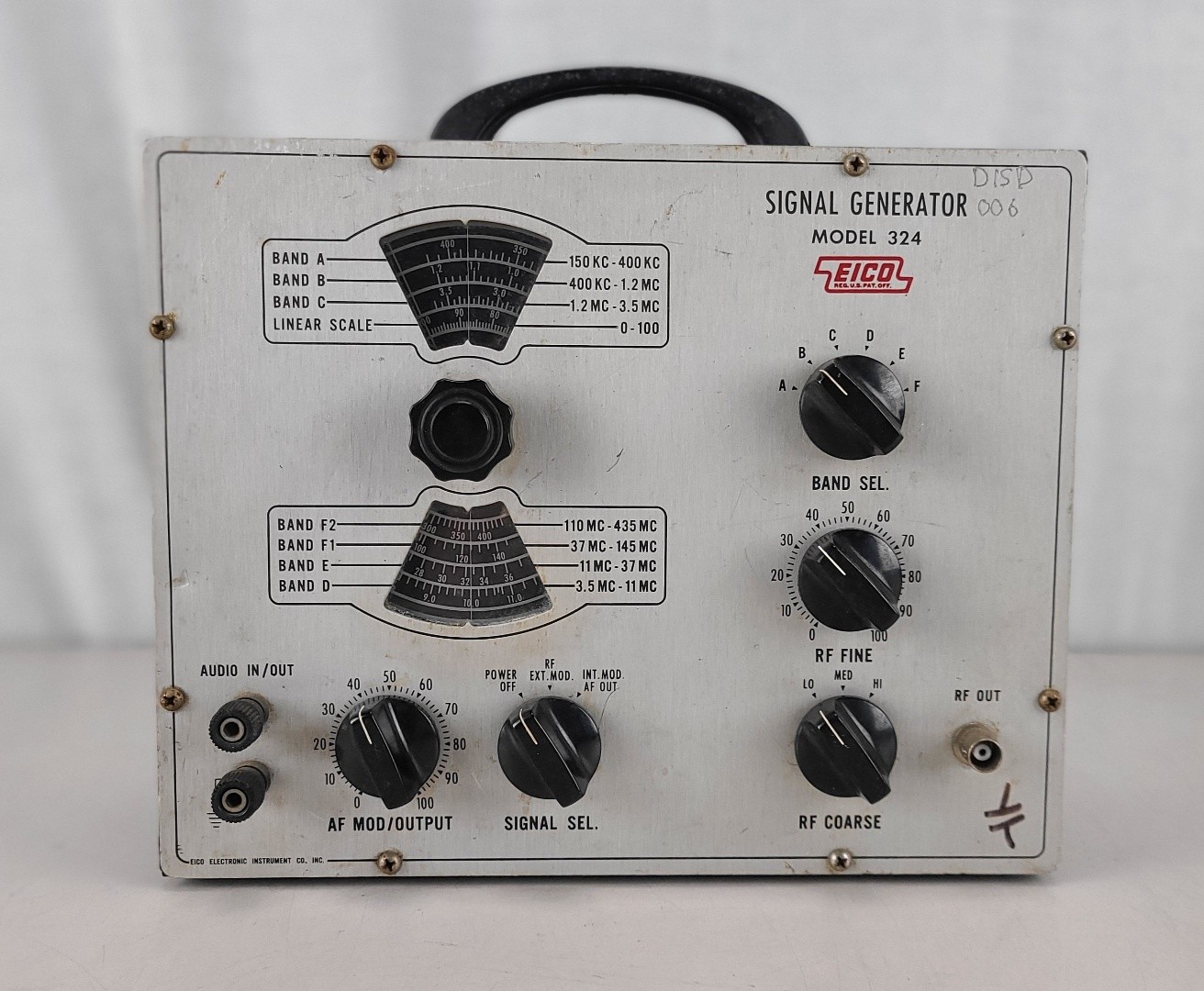 Vintage Eico Signal Generator Model 324
