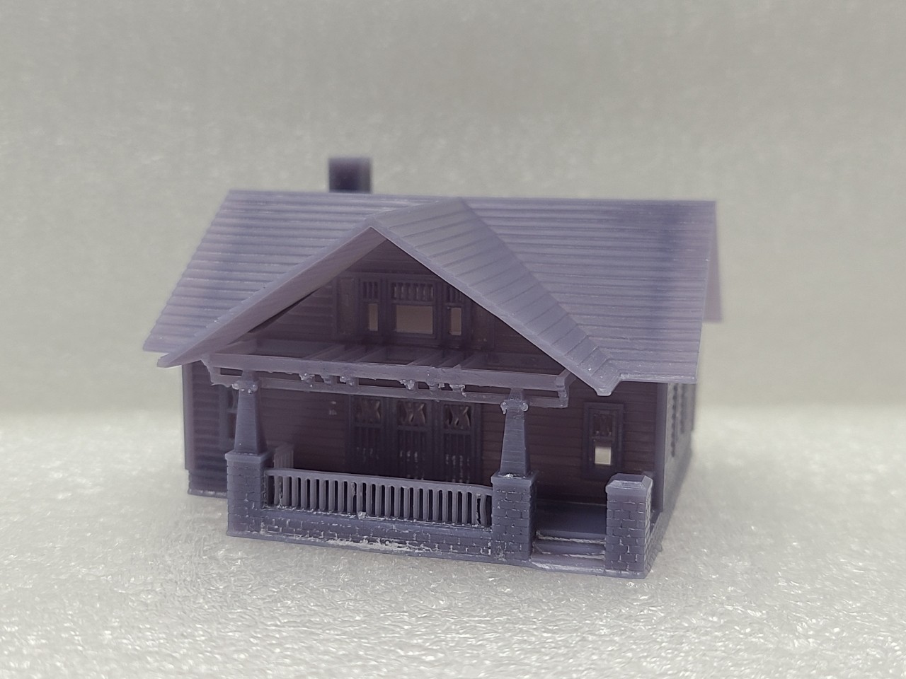 N Scale "The Uriel"  Model House Kit 1:160 Single Story with Porch 