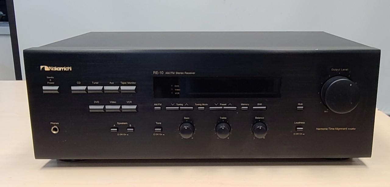 Nakamichi RE-10 AM/FM Stereo Receiver