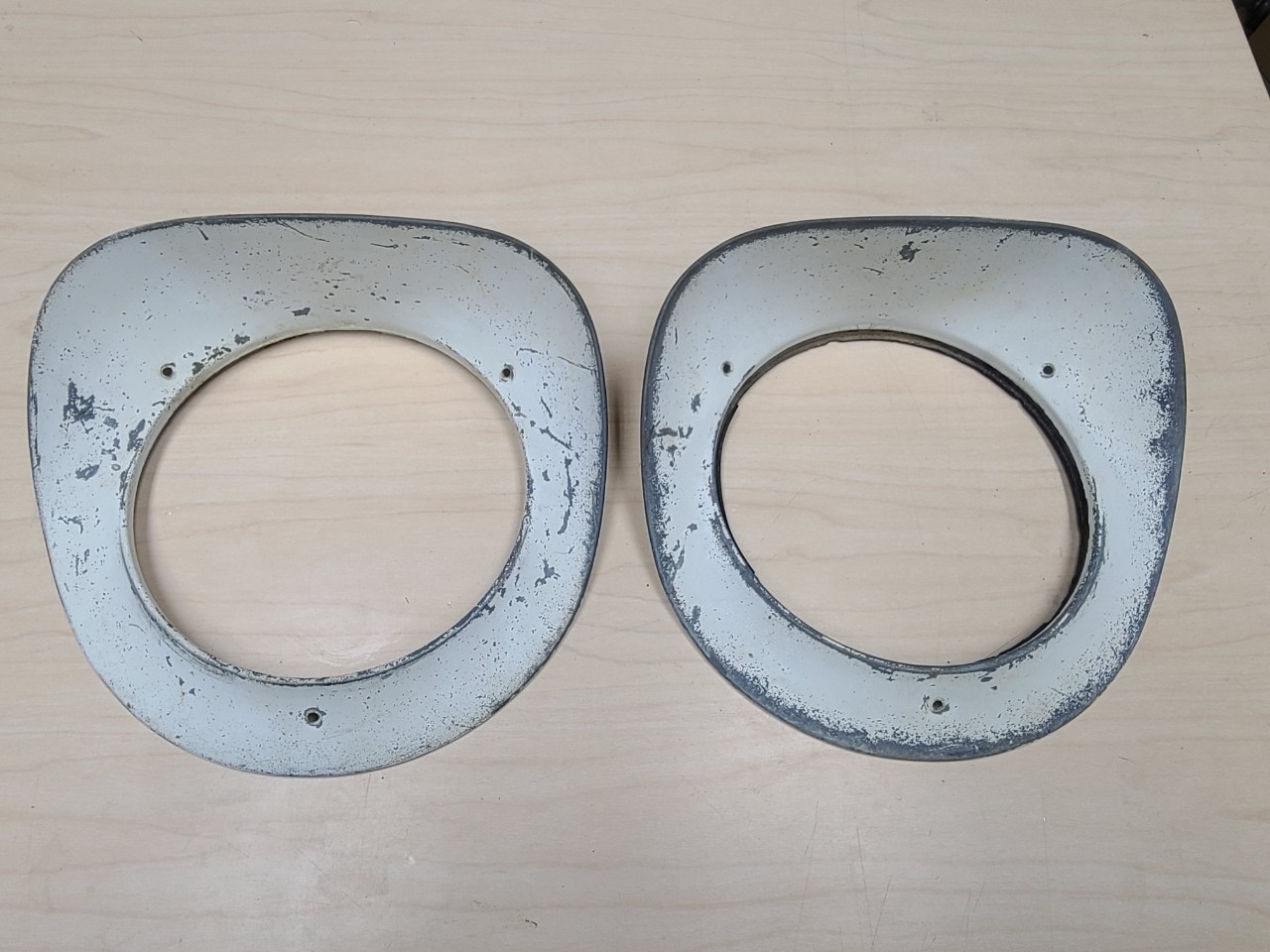 OEM 1955 1956 1957 Chevy GMC Truck Headlight Bezels 5946181 (2)