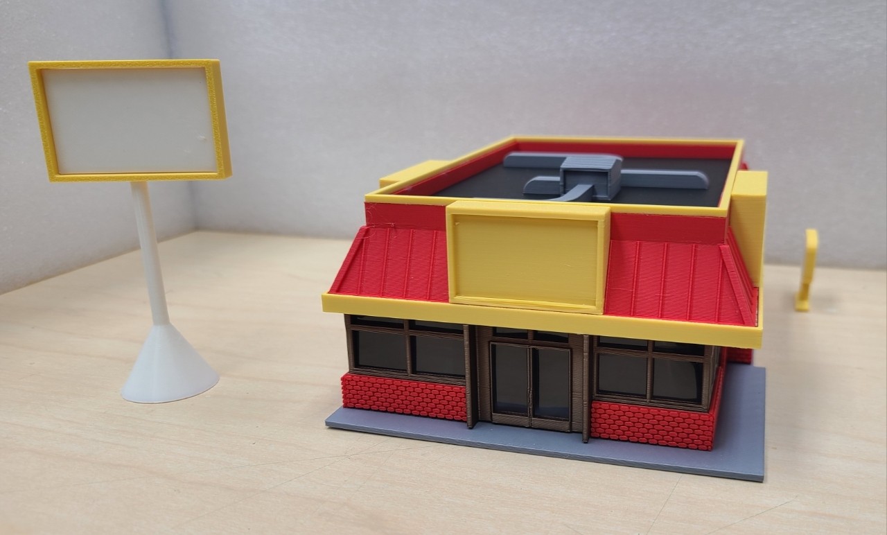 HO Scale Fast Food Restaurant Red Brown Yellow