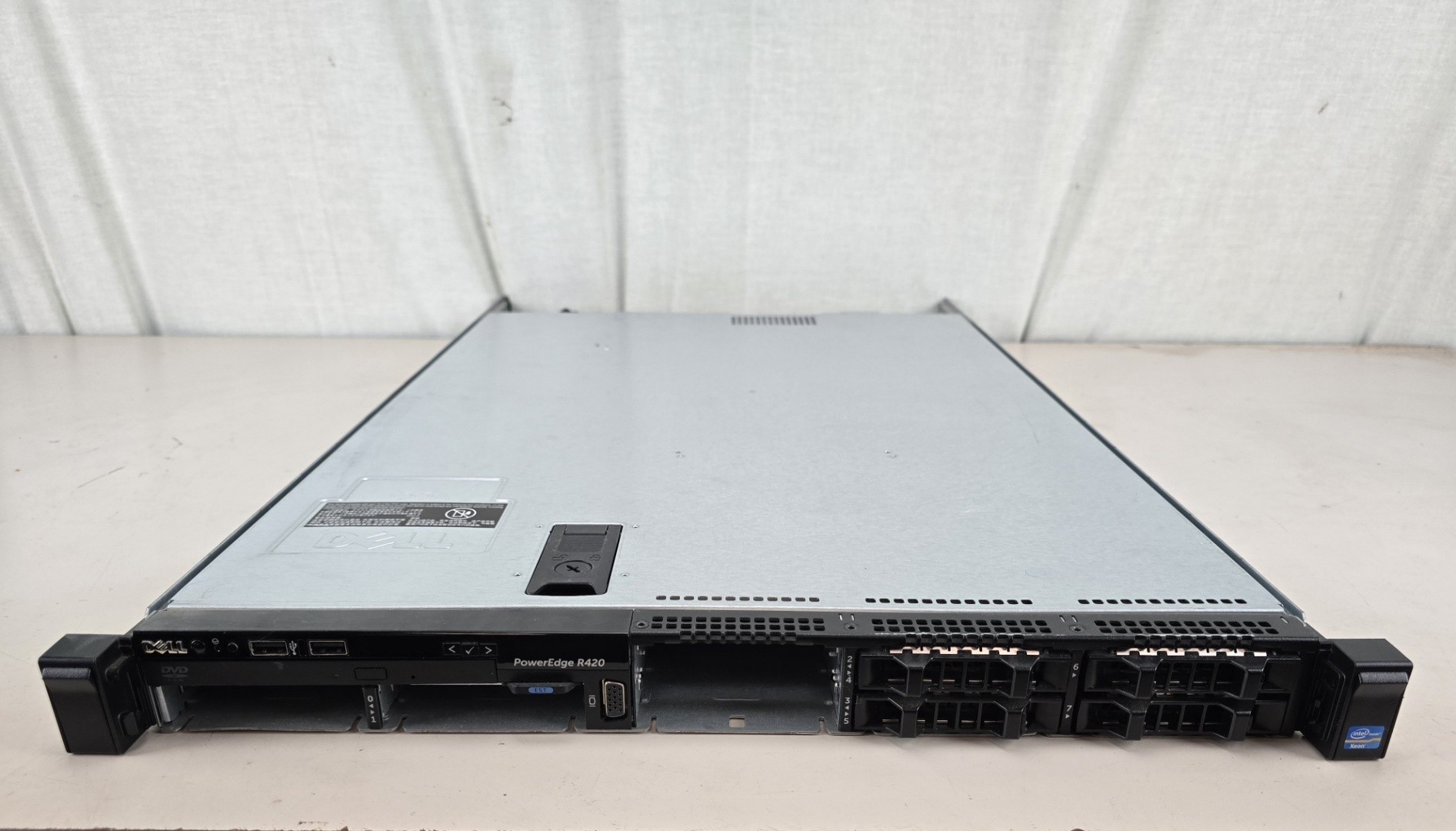 Dell PowerEdge R420 1x Xeon 2.0GHz 6 Core 16GB 8x NO Hard Drives