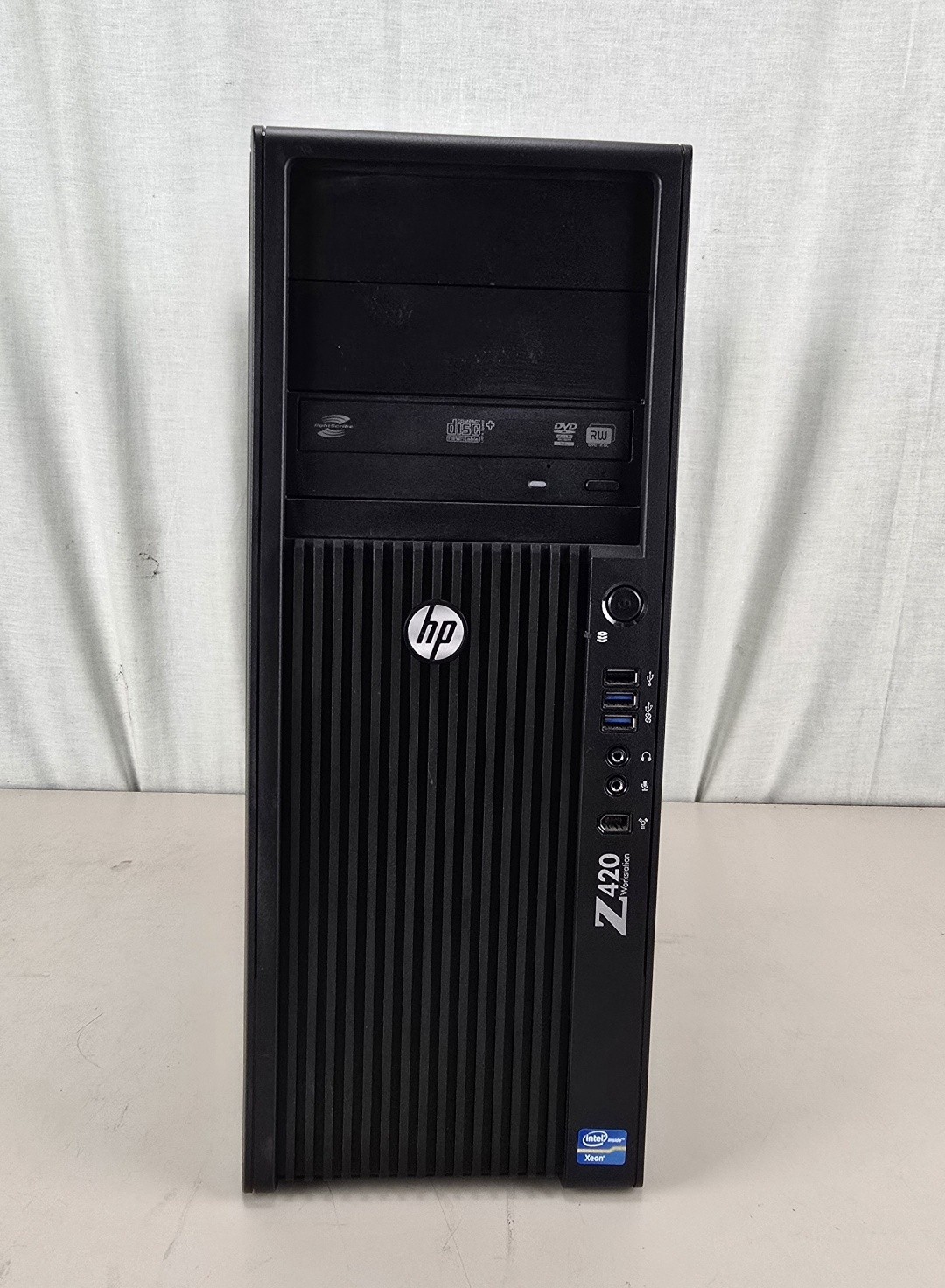 HP Z420 Workstation Xeon E5-2690 8 Core 16GB K2200 1TB HDD Win 10 Pro