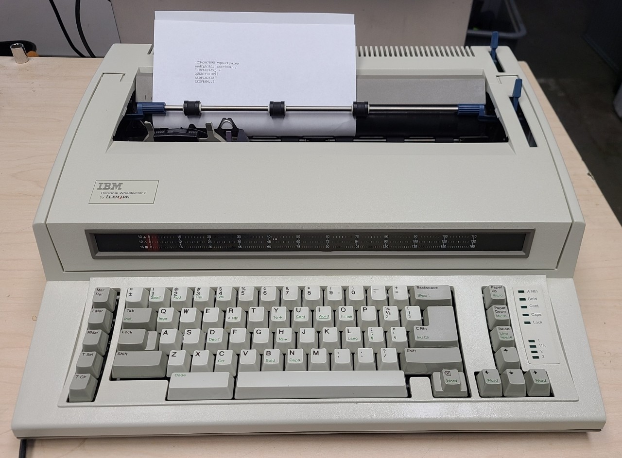IBM 6781-025 Personal Wheelwriter 2