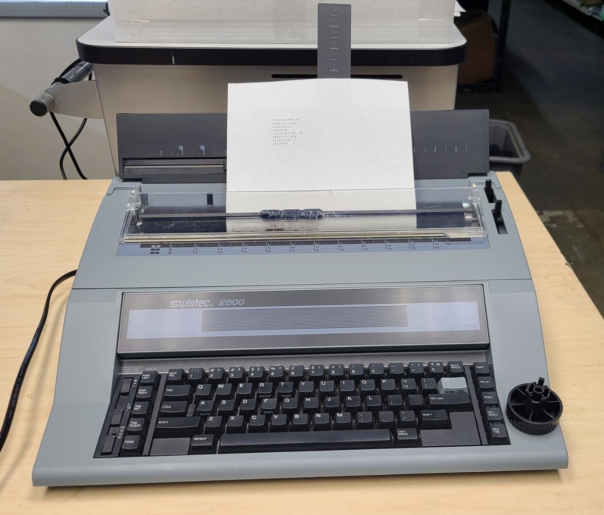 Swintec 2600 Electronic Typewriter