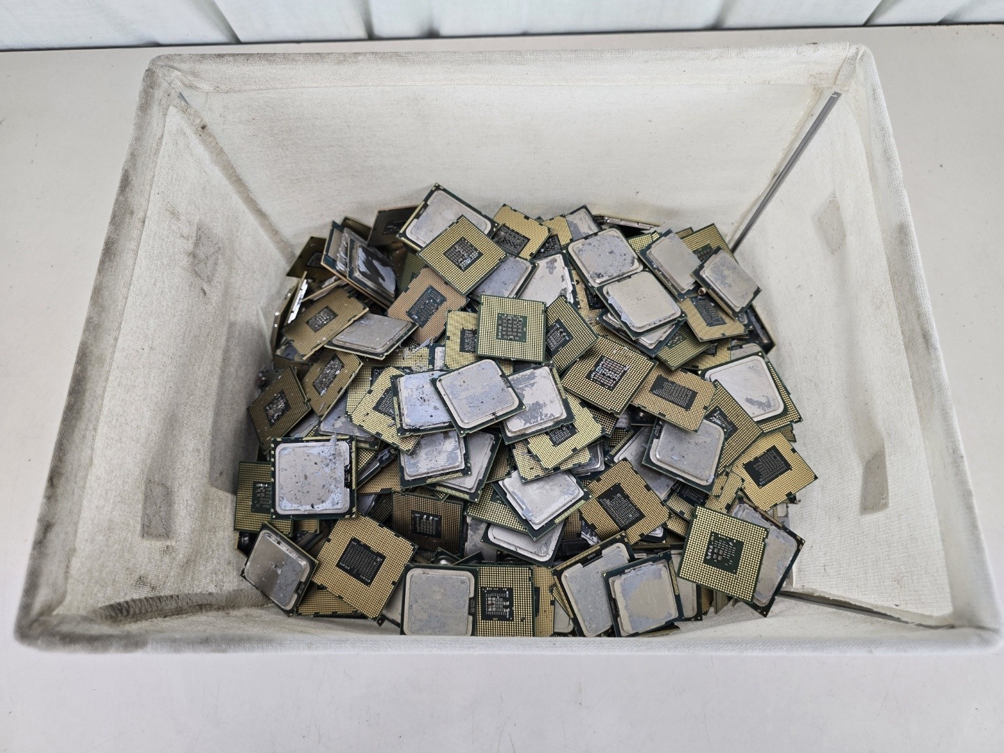 25 LBS HIGH YIELD SCRAP PINLESS CPUS For Gold Precious Metal Recovery