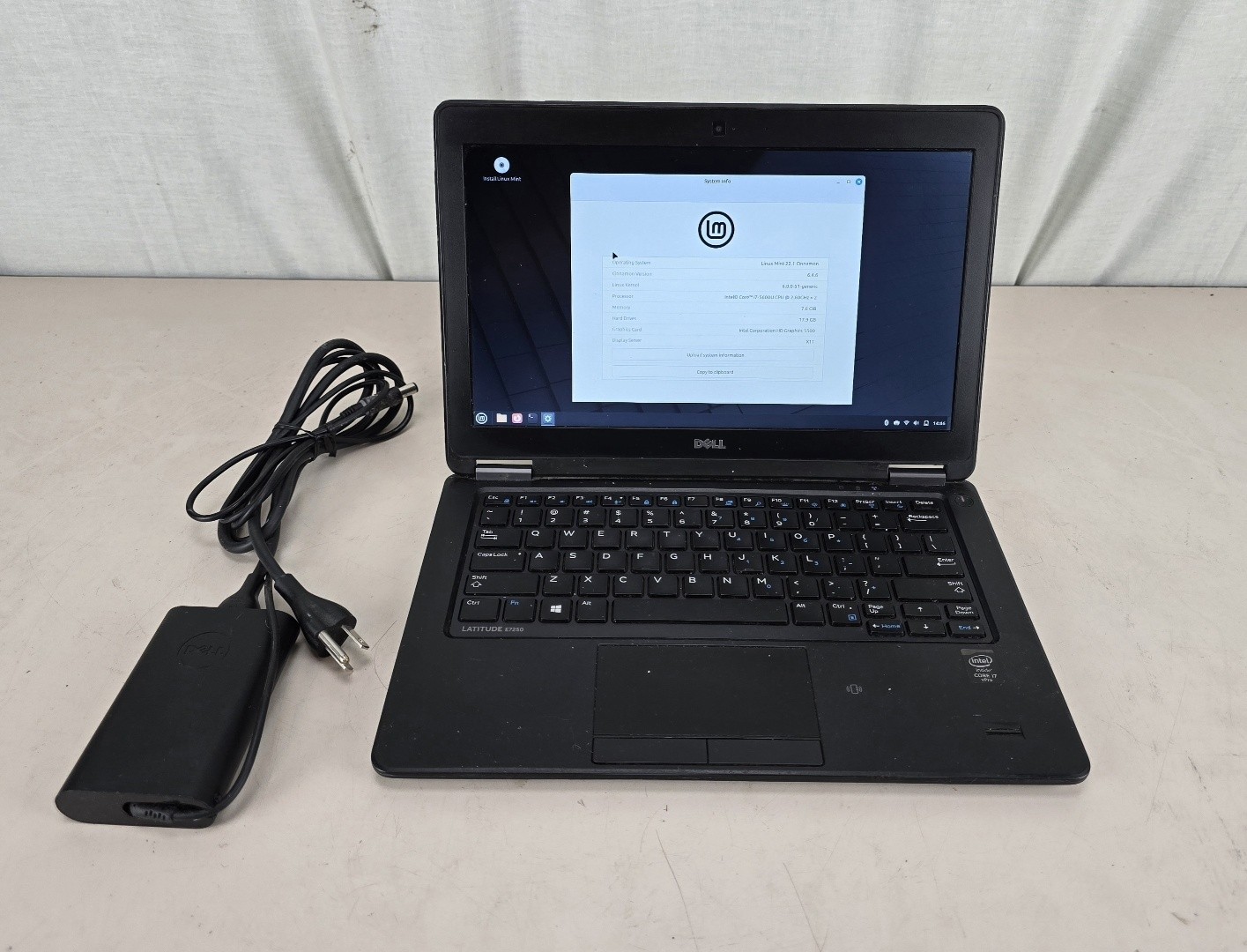 Dell Latitude E7250 I7-5600u @ 2.6 GHz, 8 GB RAM, NO HDD/OS
