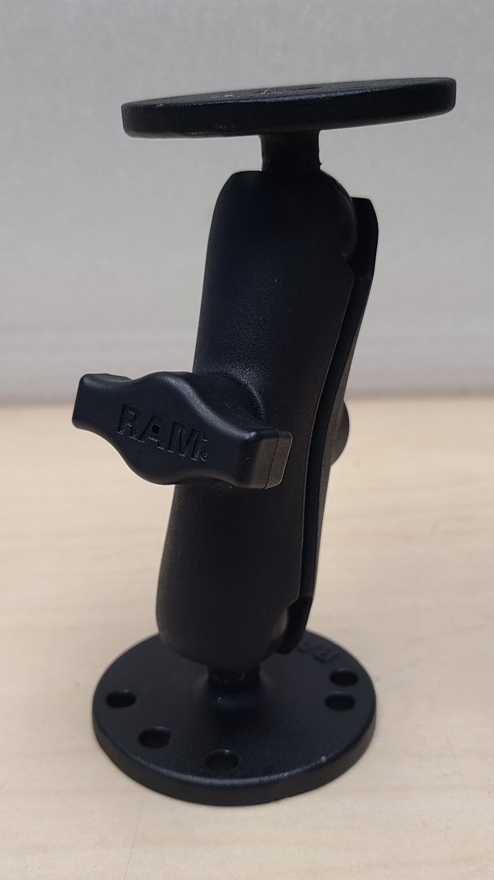 RAM Mounts RAM-B-201U Medium Aluminum and 2 RAM-B-202U Round Plates