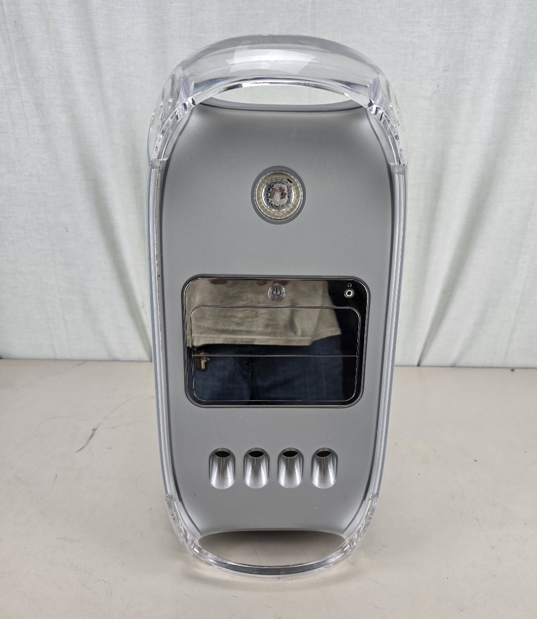 Vintage Apple PowerMac G4 MDD Dual 1.25GHz 1GB 120GB  Radeon 9000 Pro