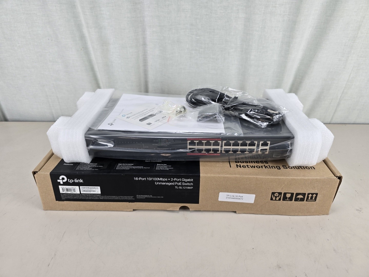 TP-Link 16 Port 10/100Mbps Ethernet PoE Switch TL-SL1218MP