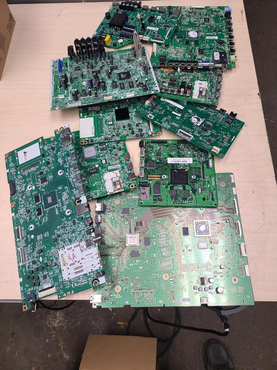 20 Lbs. Flatscreen TV Main Boards For Scrap Gold Recovery 