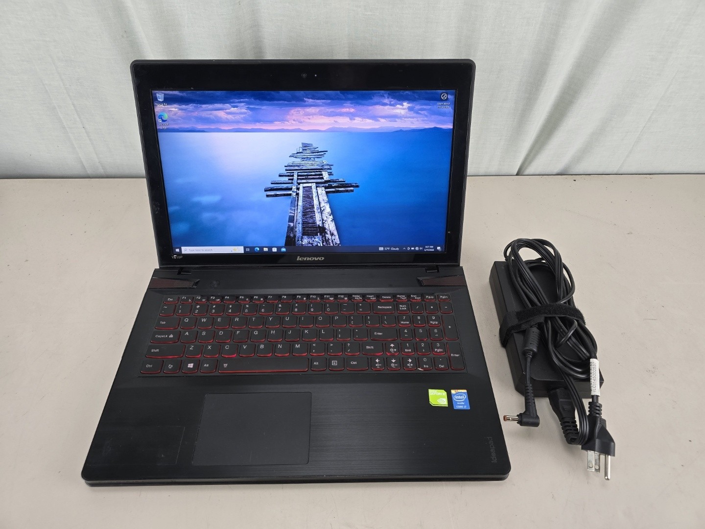 Lenovo IdeaPad Y510p 15.6" 1TB SSD Intel Core i7- 4700MQ @ 2.4GHz 16GB RAM