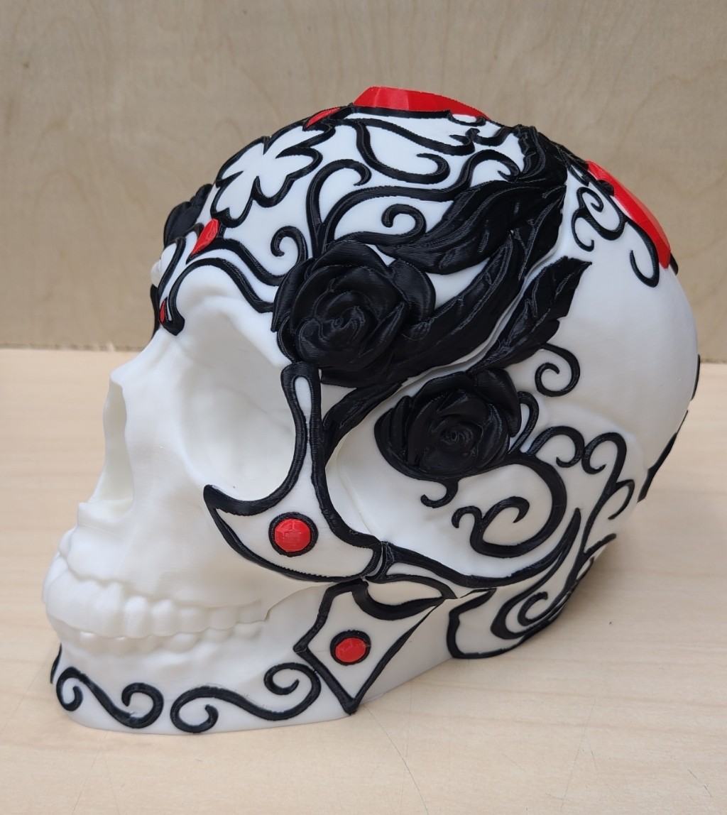 Skull With a Secret – Hidden Deck Box & Dice Storage White,Black,Red