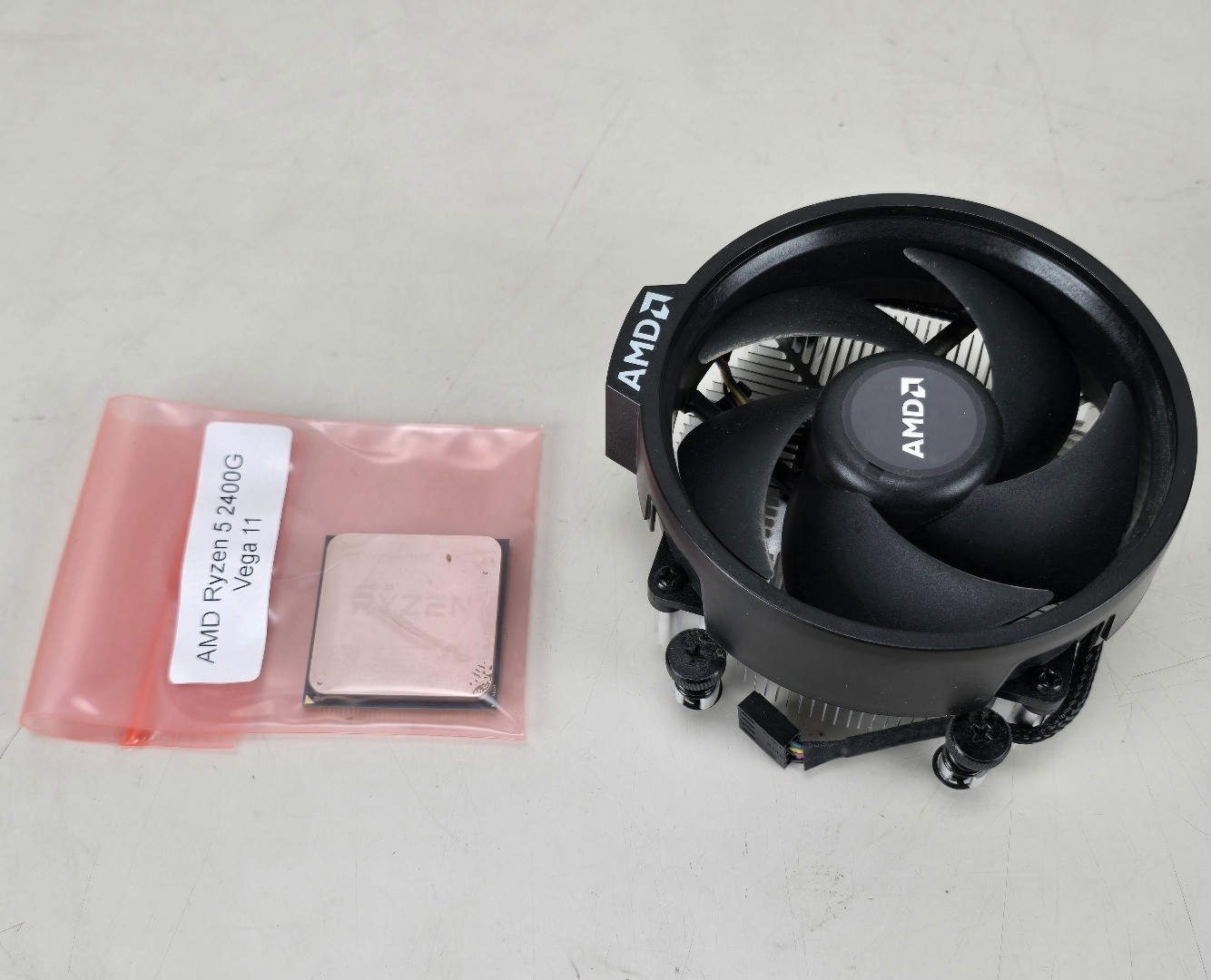 AMD Ryzen 5 2400G 4-Core 8 Thread CPU + Stock Cooler