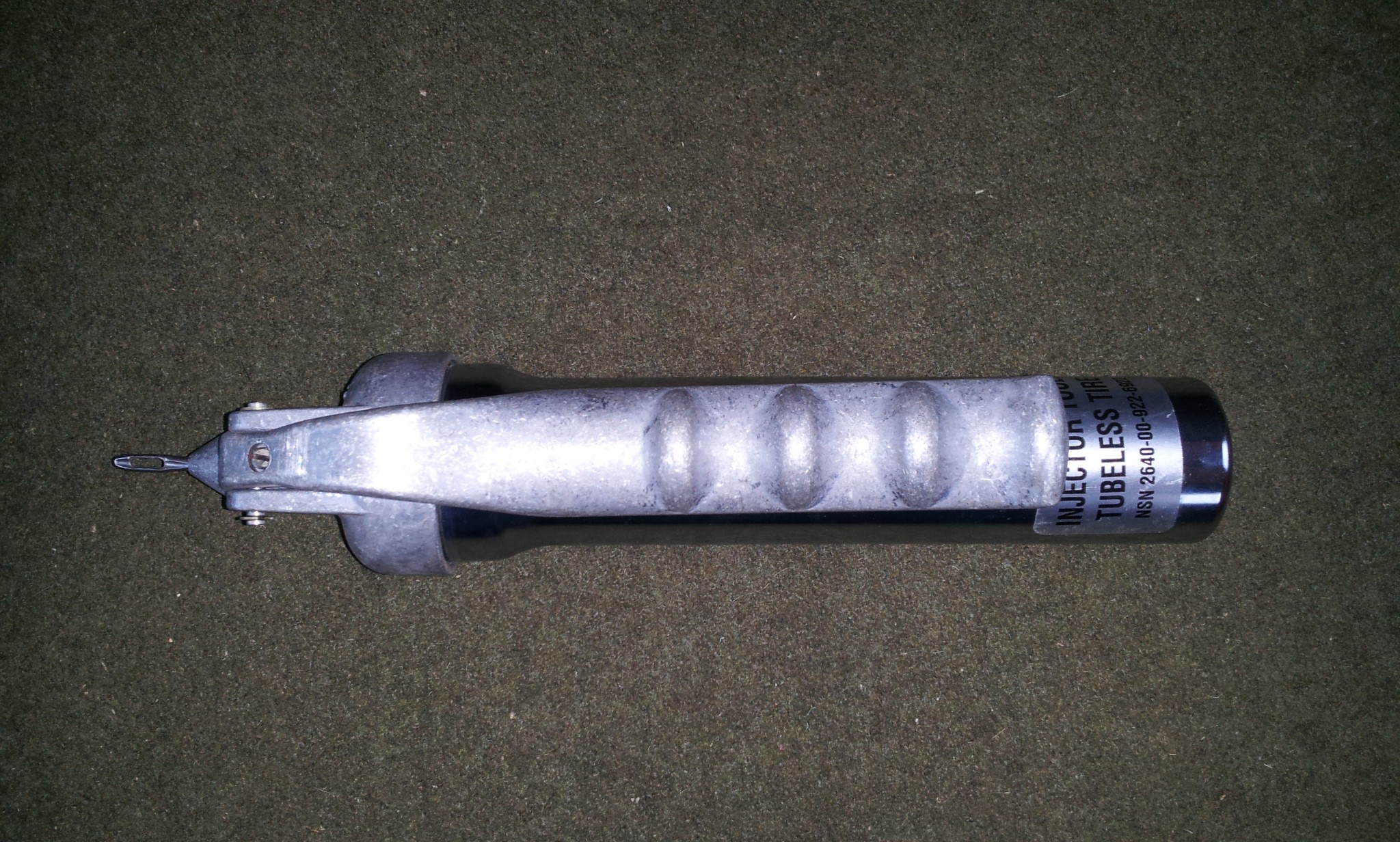 Tire repairing injector tool