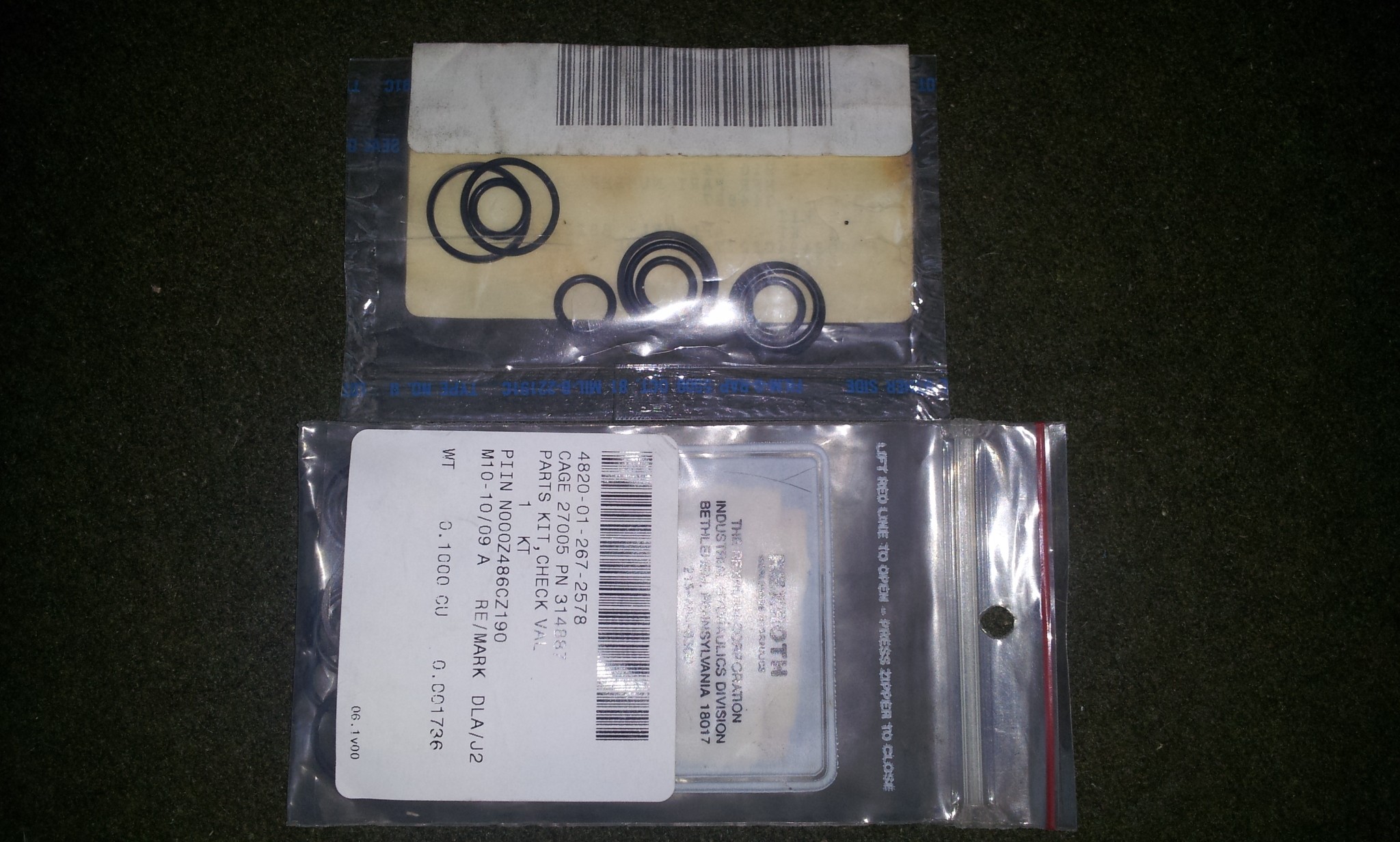 Bosch Rexroth O-ring Check Valve Parts kit Lot Of 2 NEW