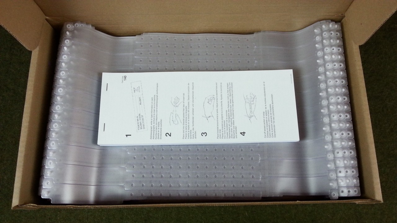 Novaplus Admission Bracelets Veri-Color Adult With Inserts Box Of 500 NEW