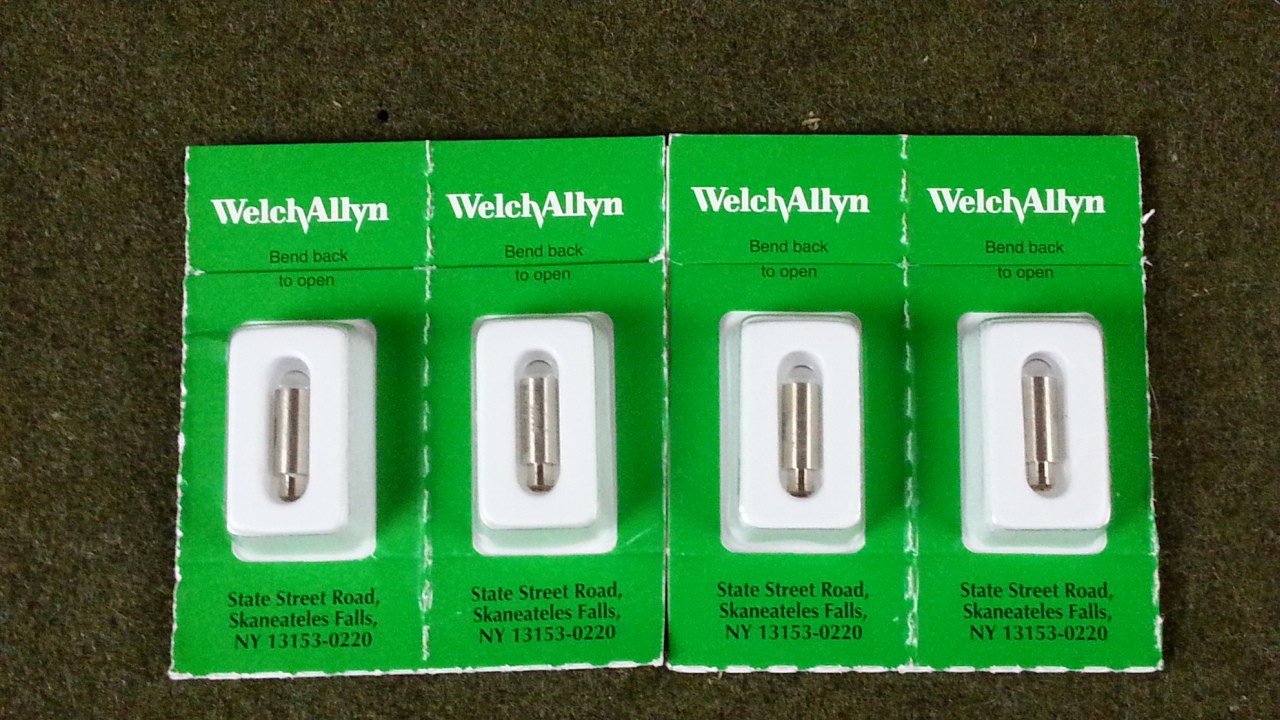 WelchAllyn Laryngoscope Light Bulb 2.5V Gas Filled High Intensity Lot Of 4