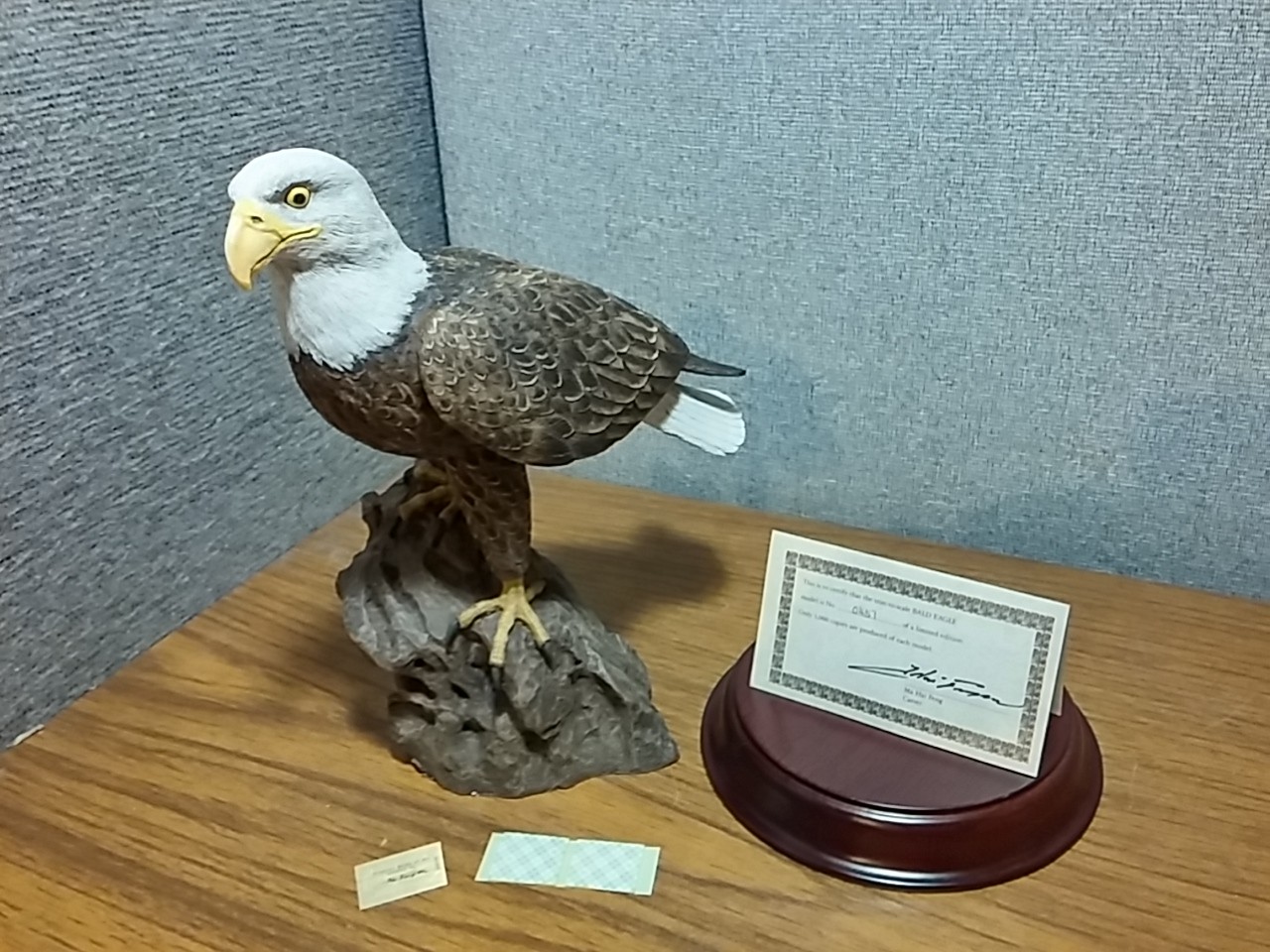 13" Hand-Painted & Sculptured Bald Eagle Figurine Hai Feng Ma 